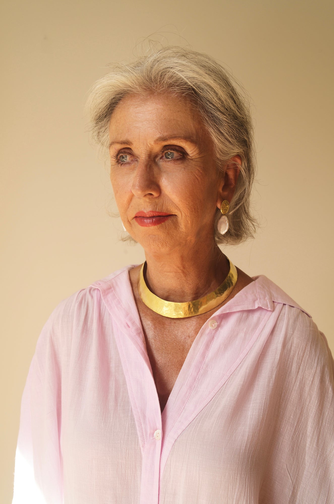 Martelé blade choker