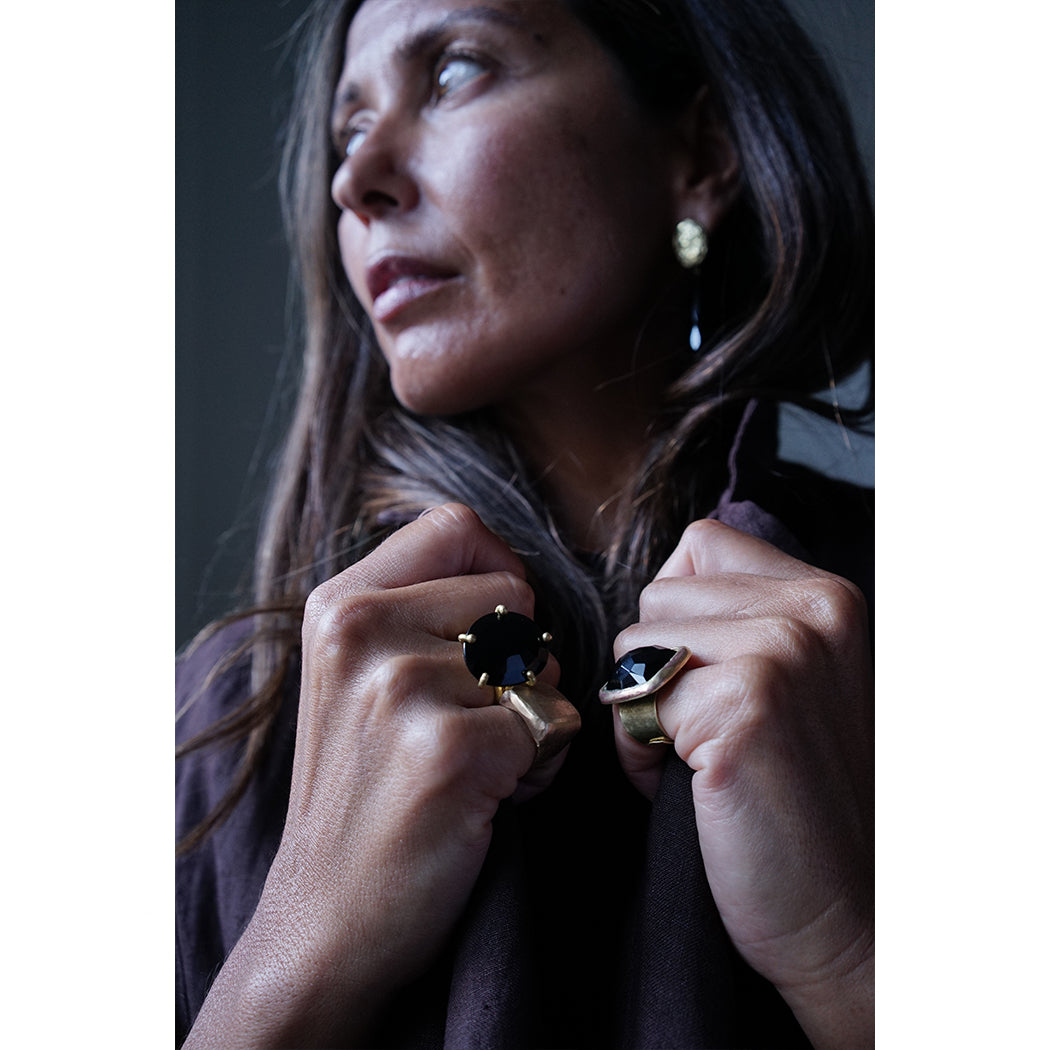 Claws Ring with Onyx