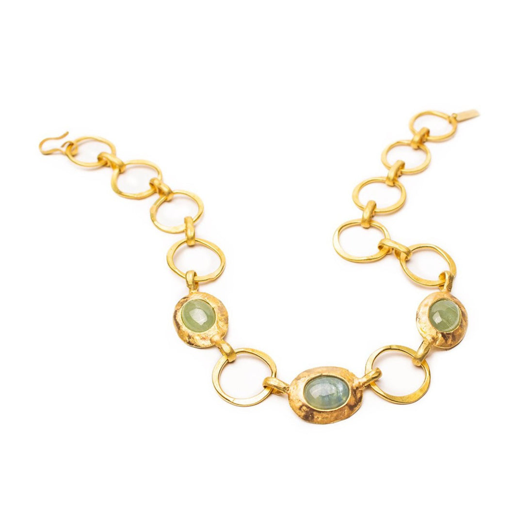 Choker with three Aquamarines